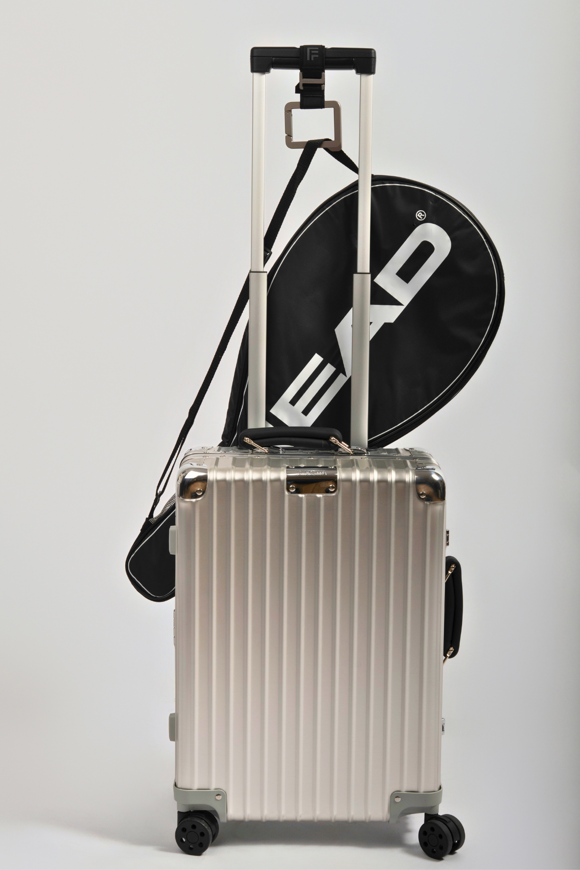 Urban Travel Carabiner - Classic Edition