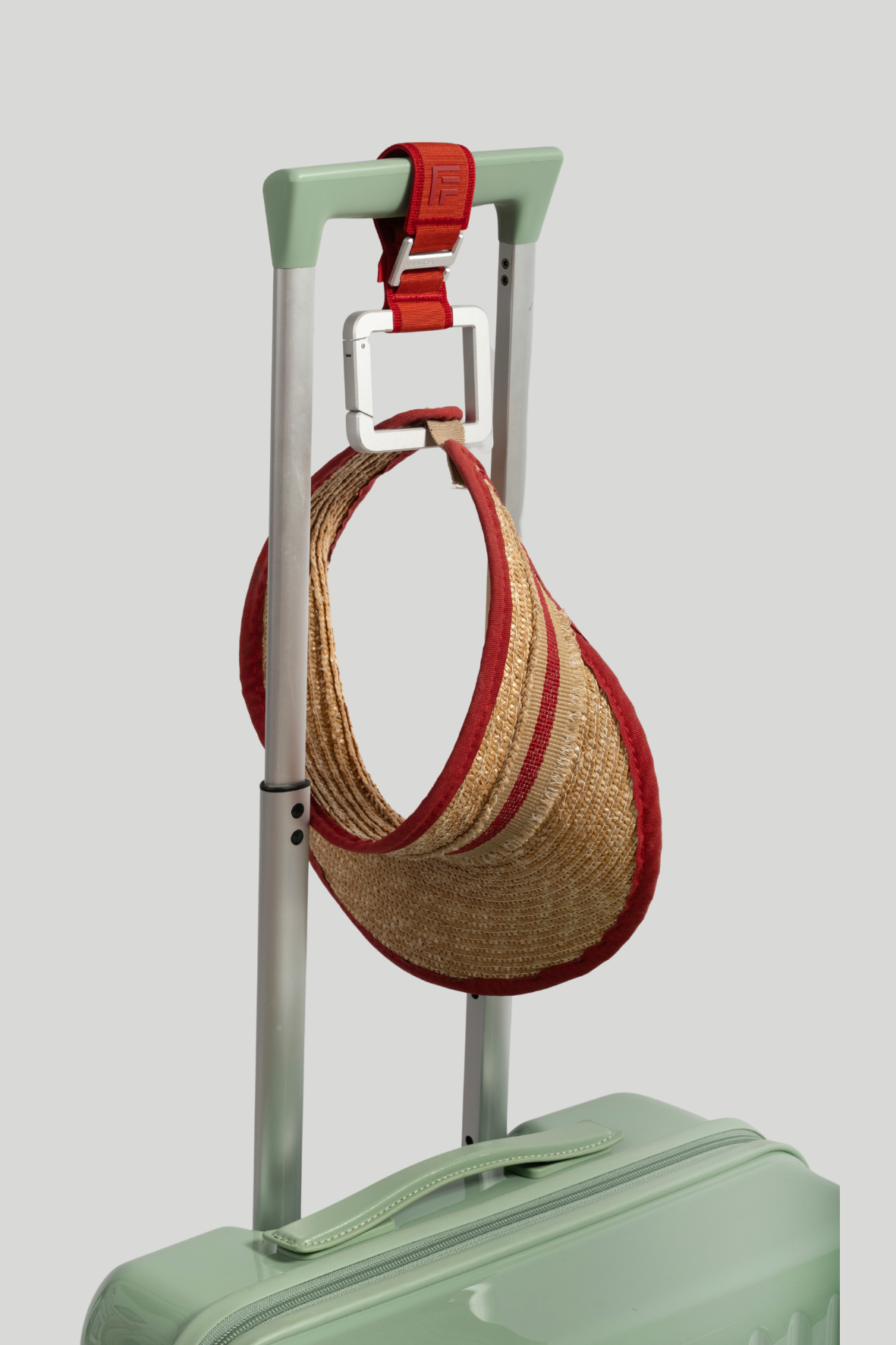 Urban Travel Carabiner - Hot Red